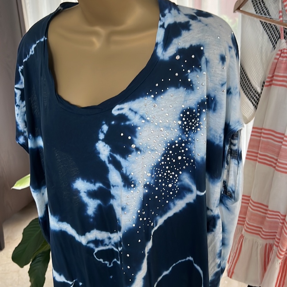 Tie die tunic with silver sparkle - Picture 2 of 3